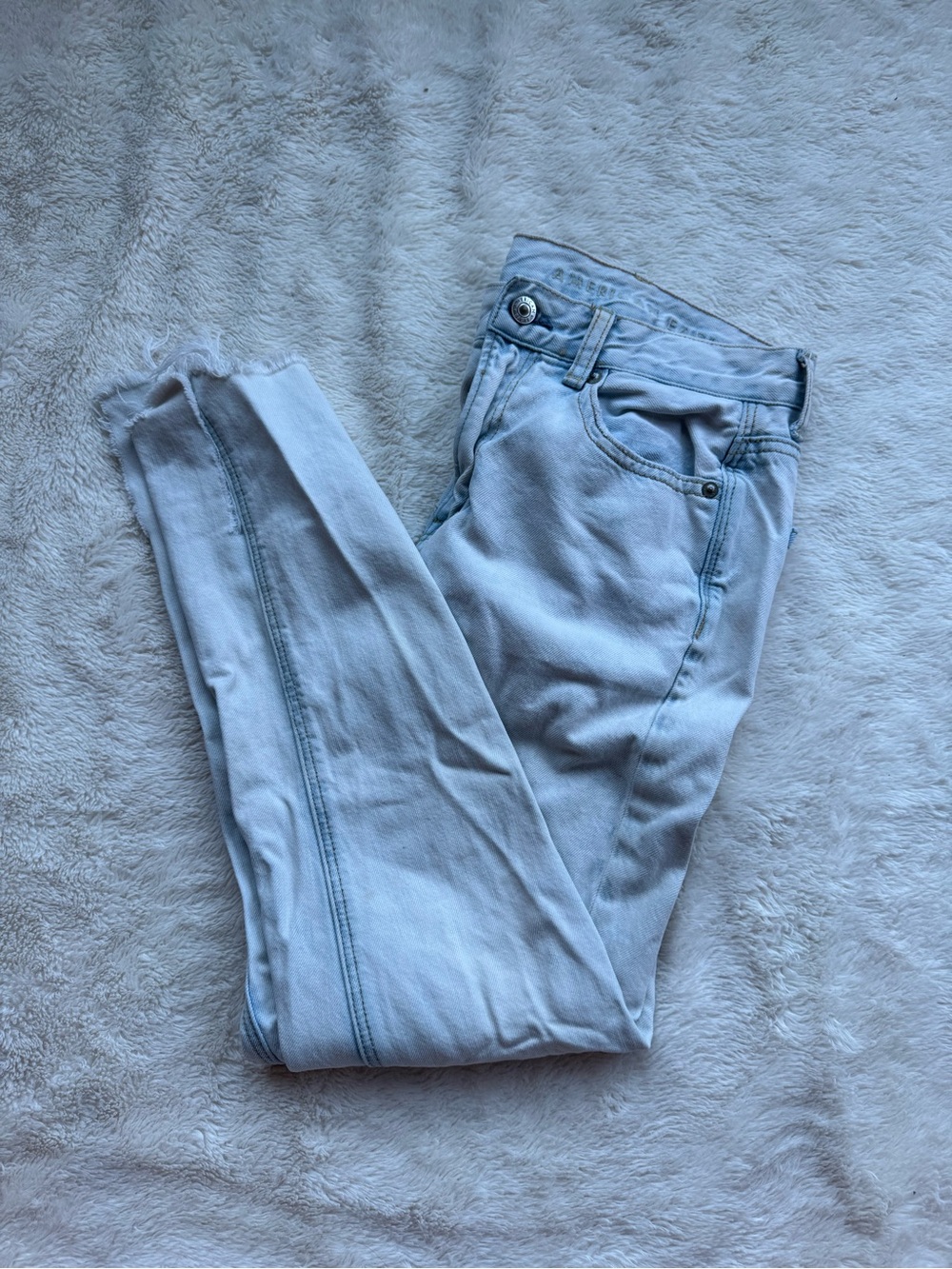 American Eagle Outfitters Light Wash Skinny Jeans